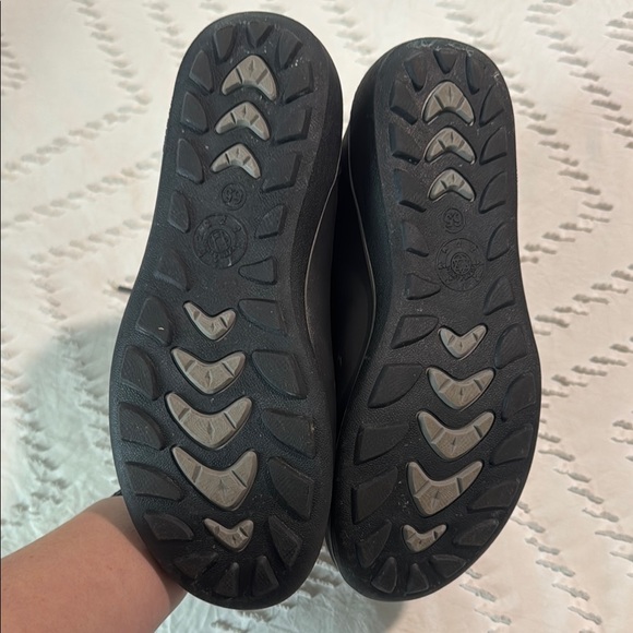 EUC Women’s Global Win Black and Gray Snow Hiking Boots 6.5 Waterproof Insulated - Picture 6 of 8